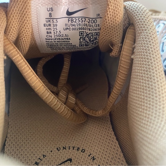 🆕 Nike	Wmns Air Max Plus 'United in Victory' - Womens 8 - Picture 2 of 11